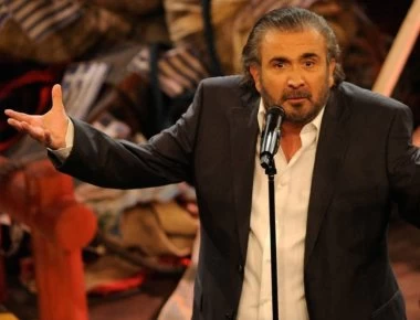 Αυλαία έριξε το Αλ Τσαντίρι Νιουζ με «βέλη» Λαζόπουλου προς πάσα κατεύθυνση: «Δεν έμαθα να κάνω κωλοτούμπες…» (βίντεο)